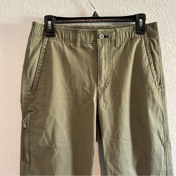 Men’s L.L. Bean Classic Fit Pants 30 x 34 Olive Green Stretch Flat Front Pockets - Picture 3 of 10